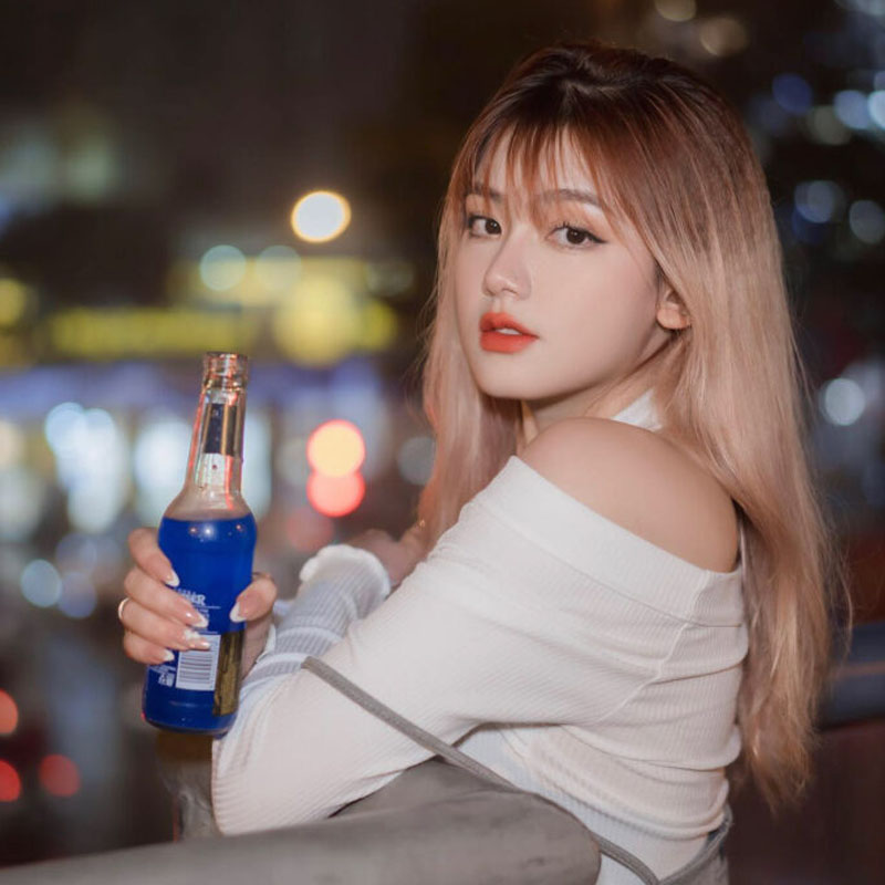 hot girl TikTok