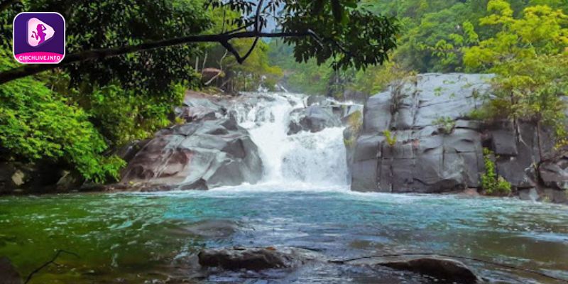 Mộng mị thấy suối nước là dự báo tốt đẹp về tương lai